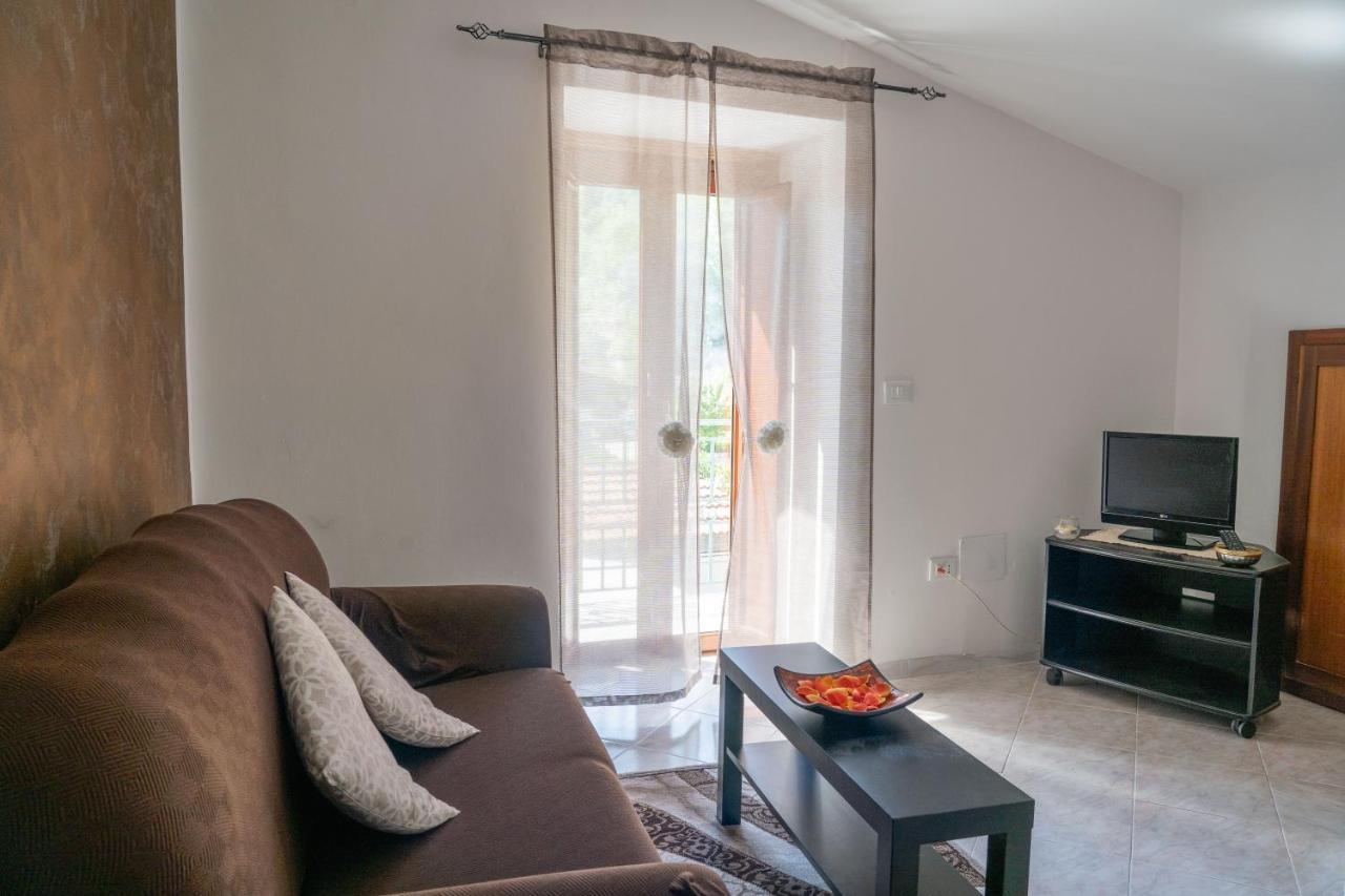Apicella Casa Vacanze Villa Трамонти Екстериор снимка