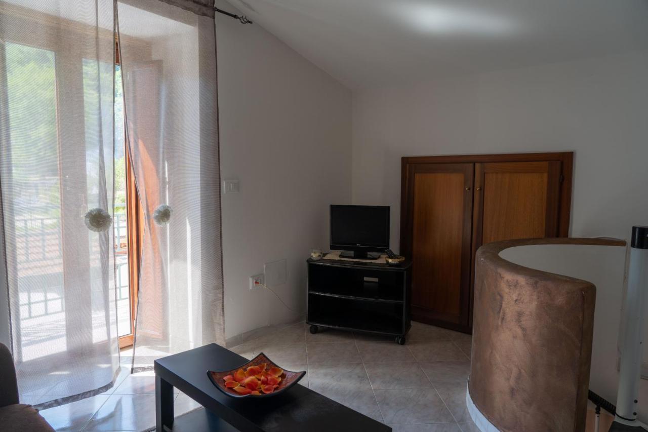 Apicella Casa Vacanze Villa Трамонти Екстериор снимка
